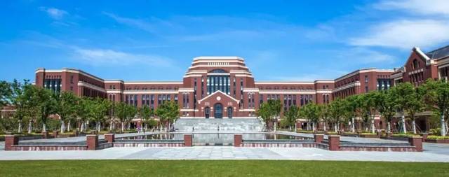 【荣誉】上海建桥学院位居2018中国一线城市民办大学排名榜首